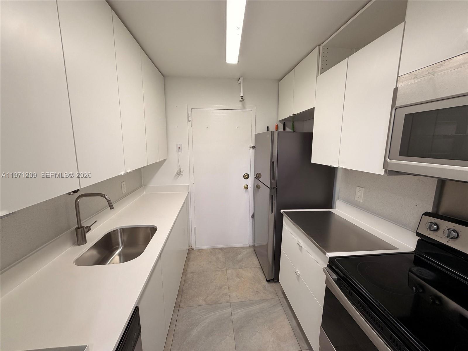 VECINO DEL MAR CONDO - Residential