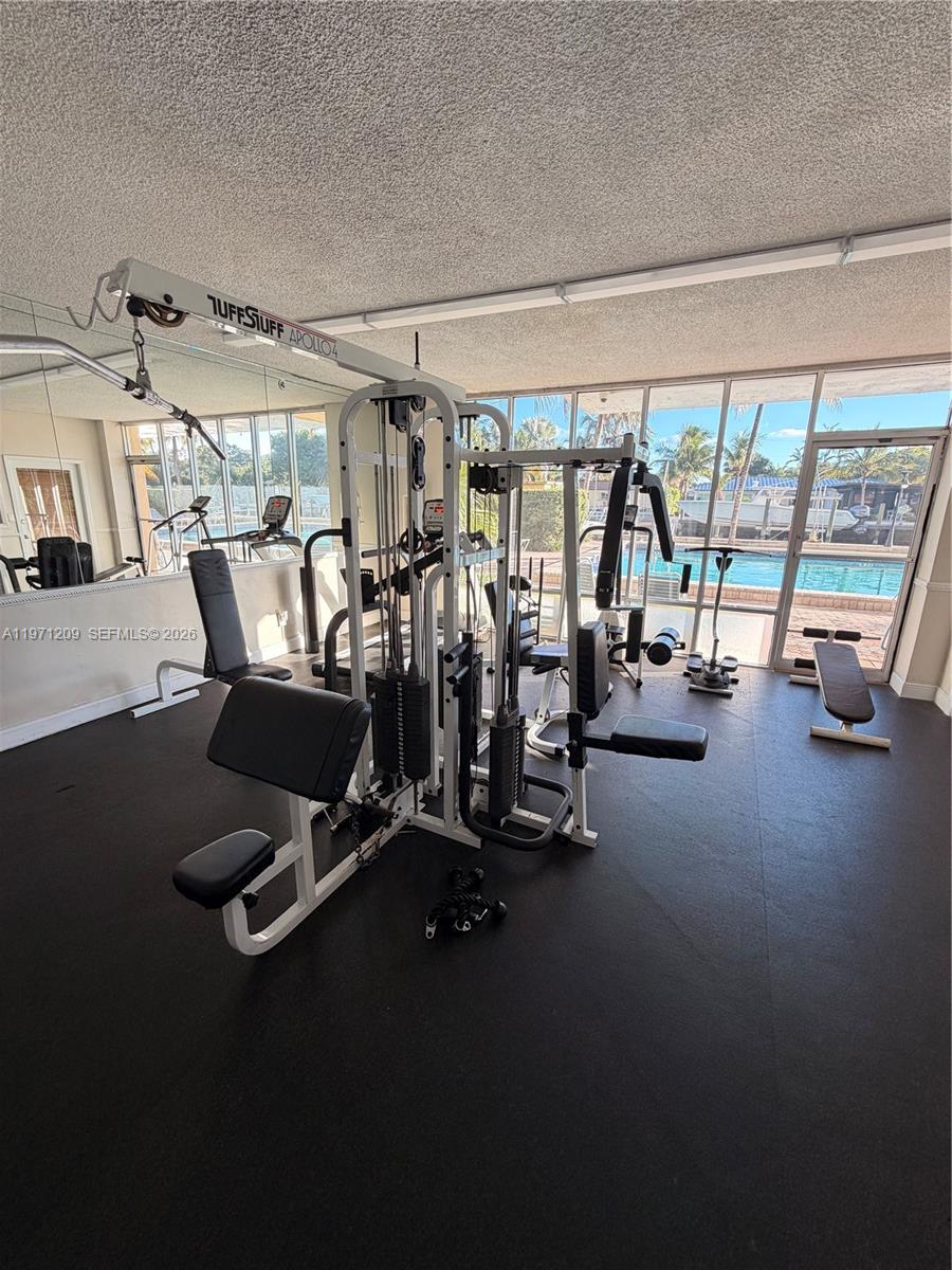 VECINO DEL MAR CONDO - Residential