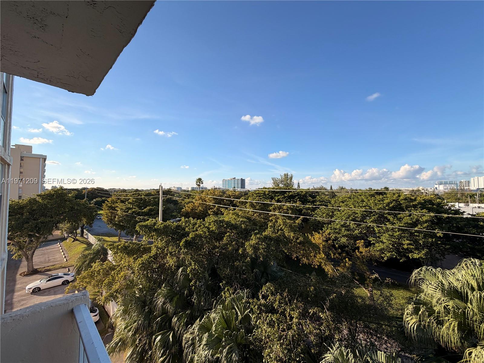 VECINO DEL MAR CONDO - Residential