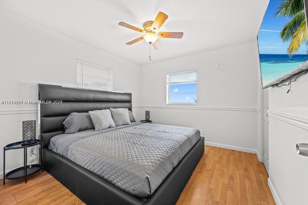 PLAYLAND ISLES - Residential