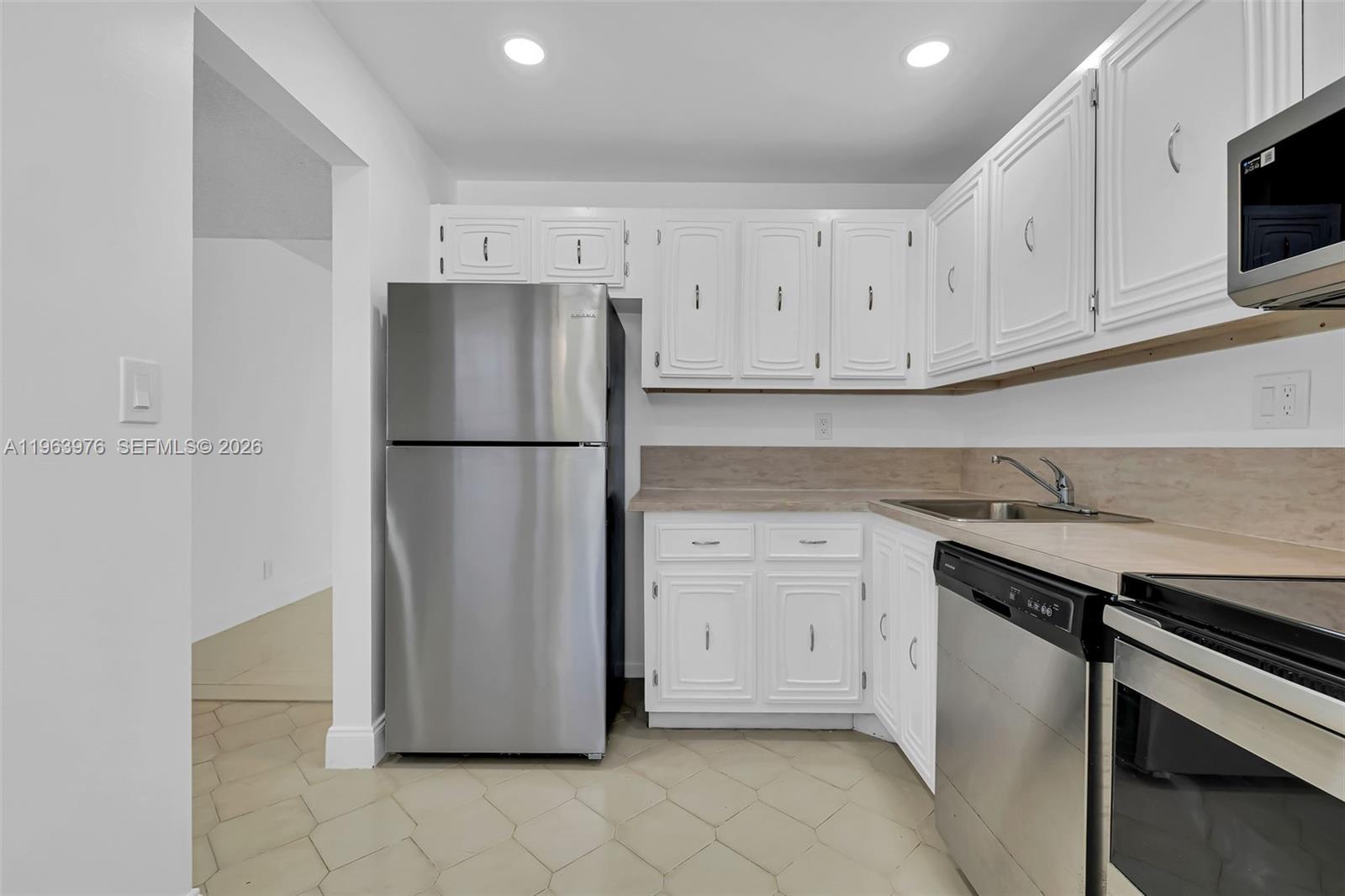 CONDOMINIUM 2 OF ENVIRON - Residential