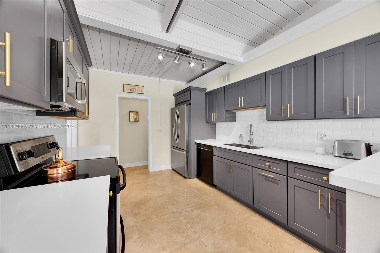 BILTMORE HTS-A RE SUB - Residential