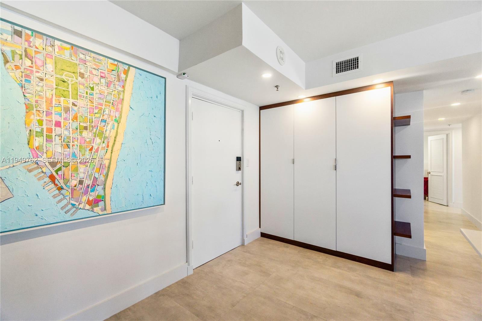 THE DECOPLAGE CONDO - Residential Lease