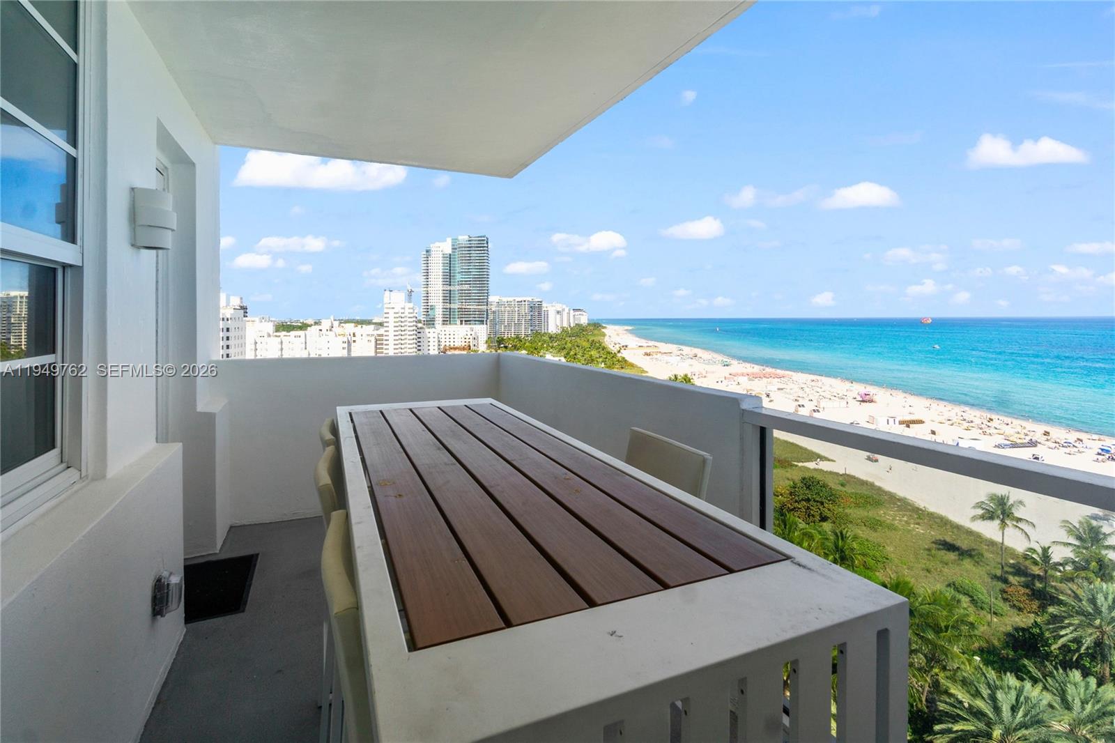 THE DECOPLAGE CONDO - Residential Lease
