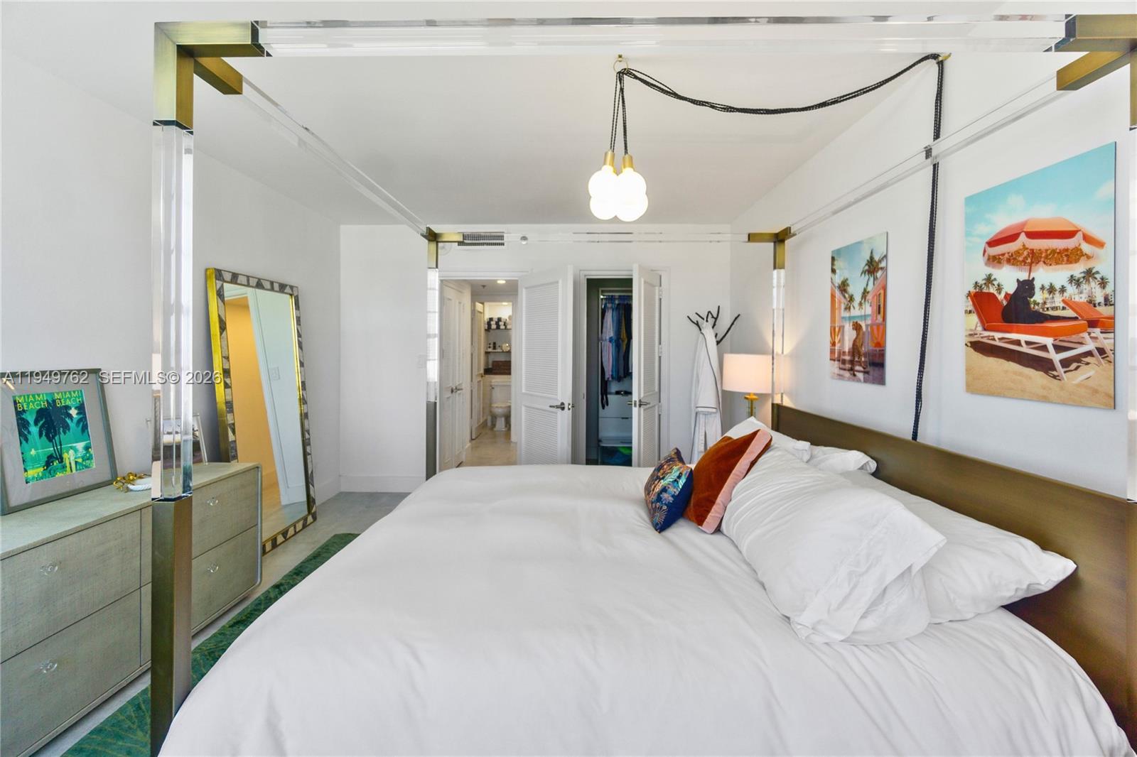 THE DECOPLAGE CONDO - Residential Lease