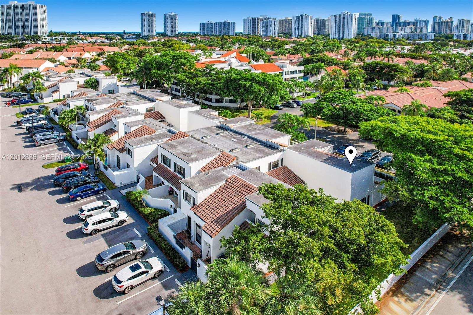 COSTAIN VILLAS HARBOR VIL - Residential