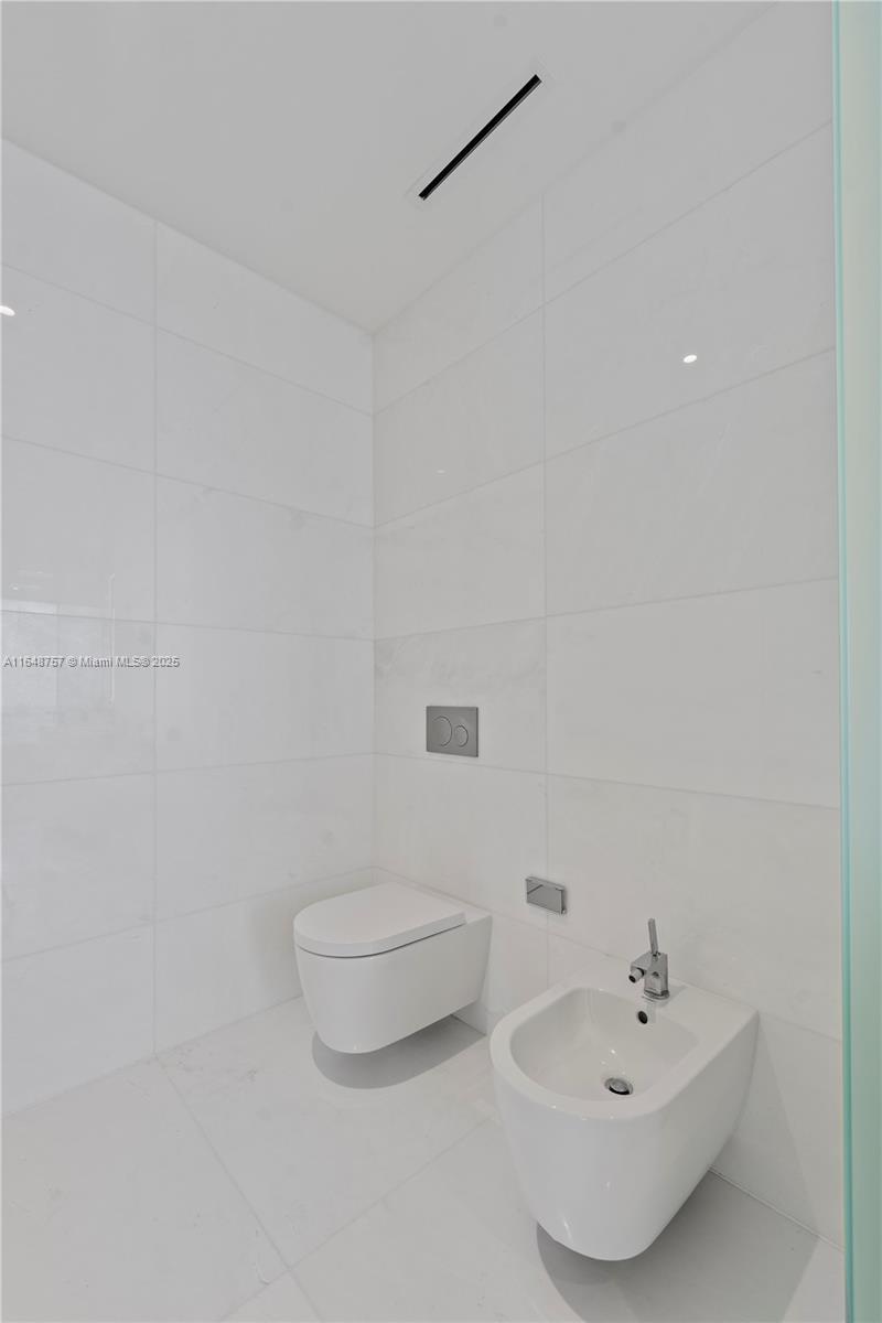 Aston Martin Residences - Residential