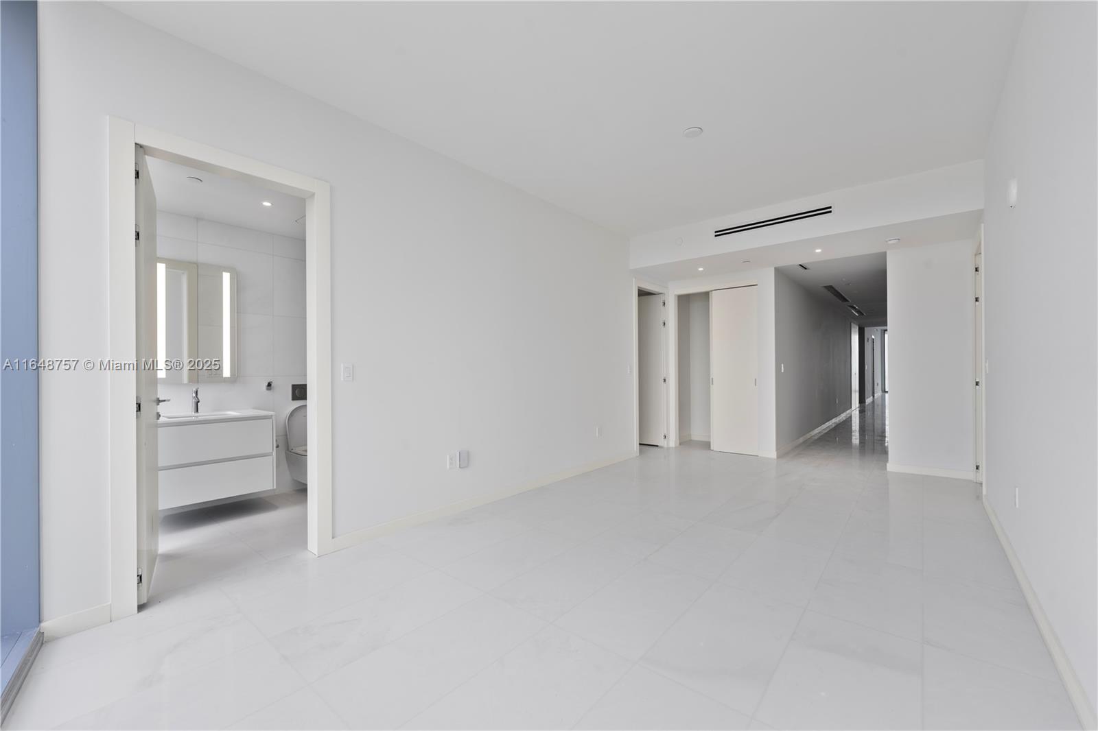 Aston Martin Residences - Residential