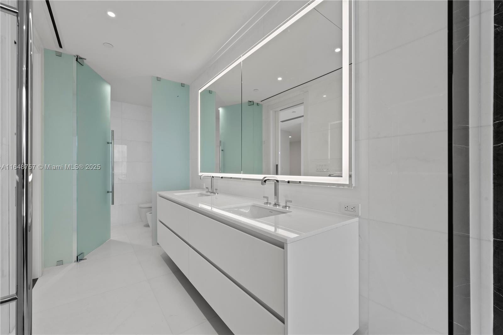 Aston Martin Residences - Residential