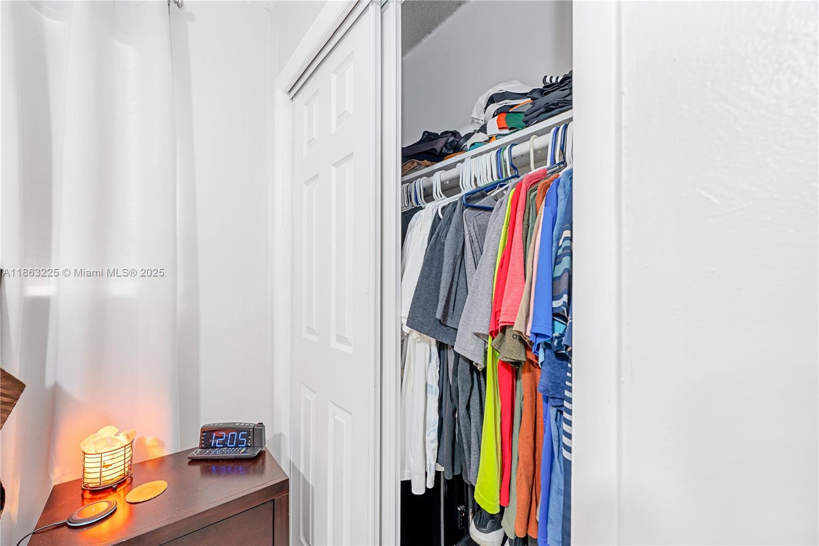 WINDSOR ESTATES CONDO NO - Residential