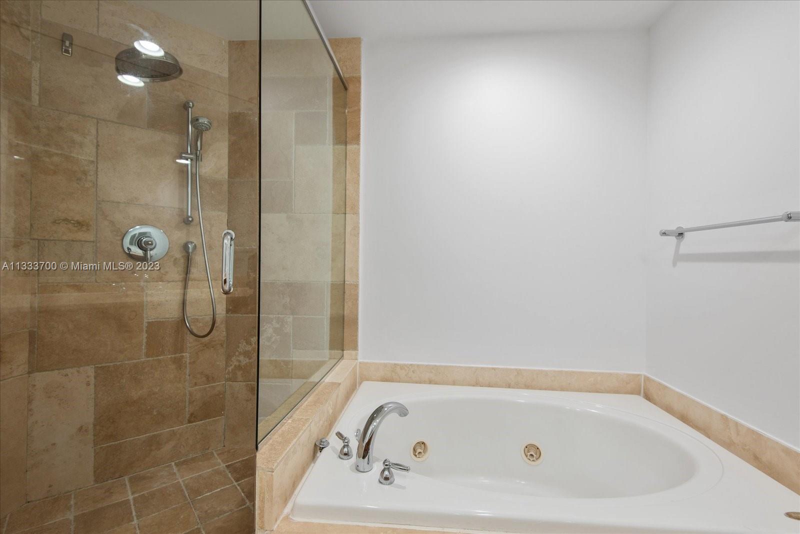 THE PORT CONDOMINIUM - Residential Lease