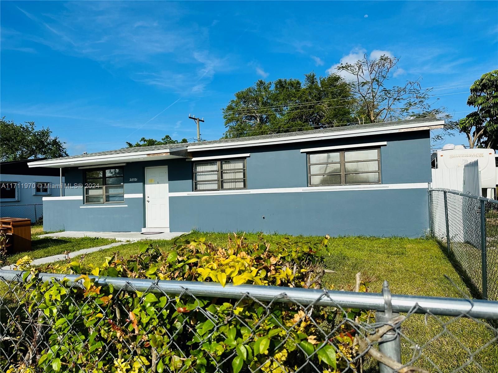 Property for Sale at 28521 Sw 144th Ct, Homestead, Miami-Dade County, Florida - Bedrooms: 3 
Bathrooms: 1  - $459,000