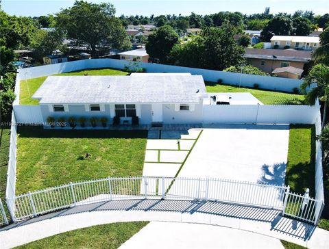 4384 NW 202nd St Miami Gardens FL 33055