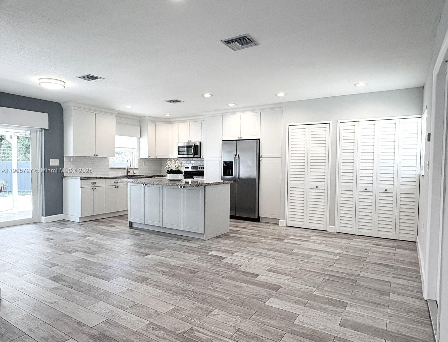 STARLIGHT - Residential