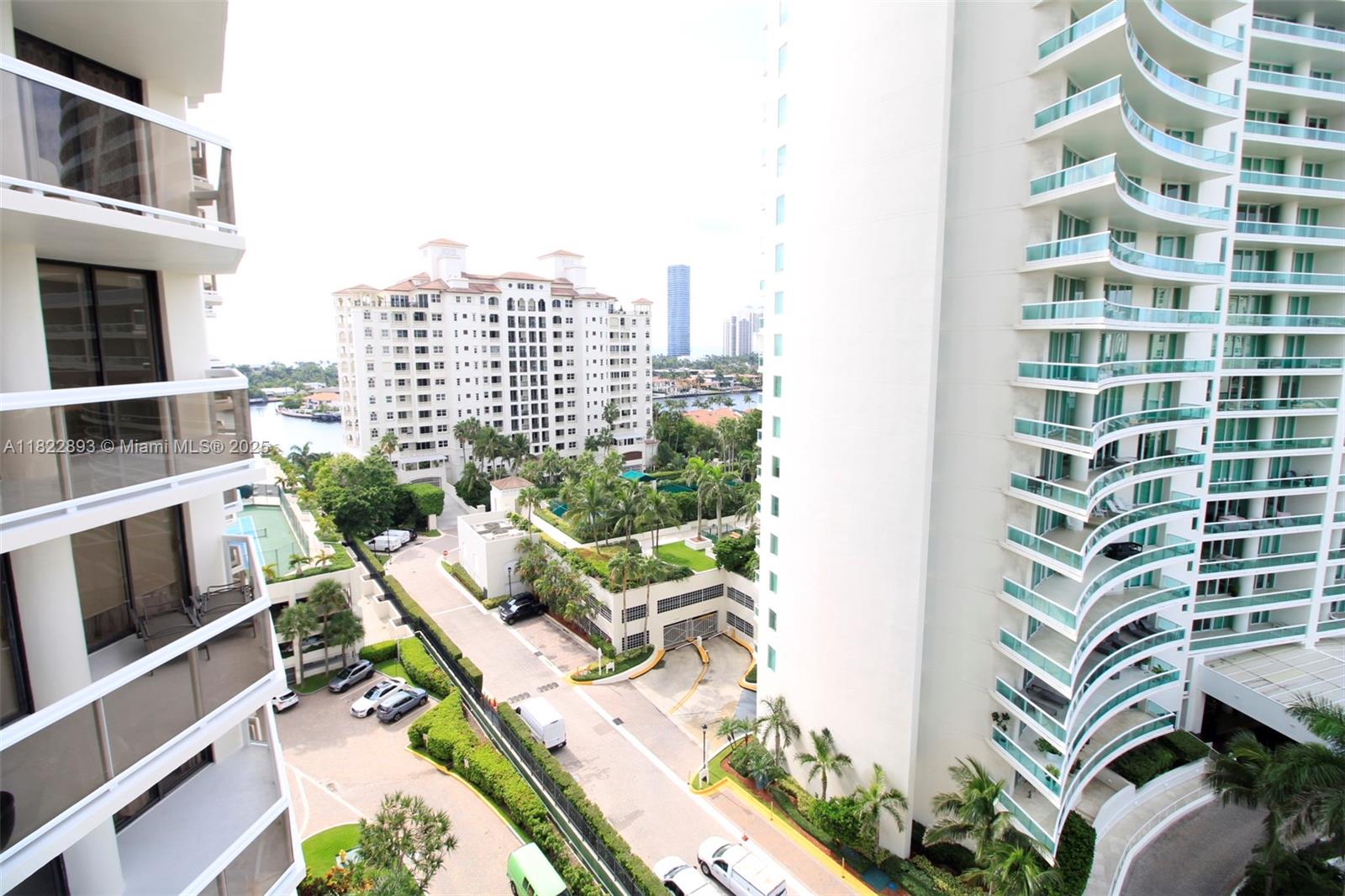 THE LANDMARK CONDO - Residential Lease