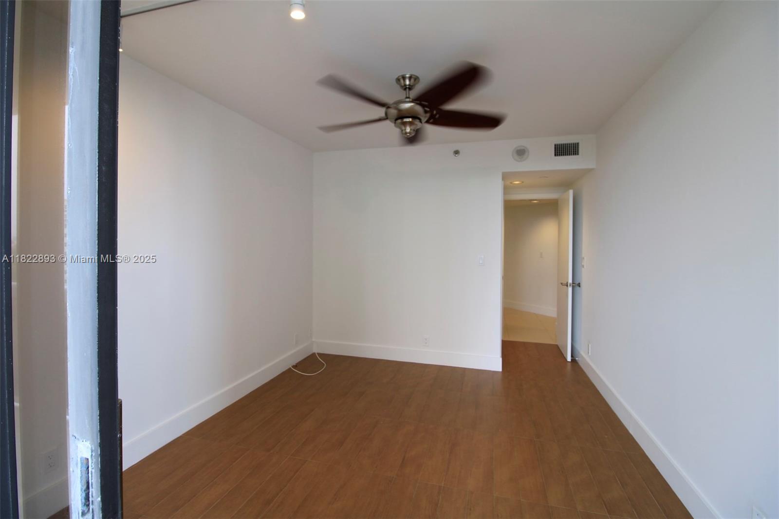 THE LANDMARK CONDO - Residential Lease