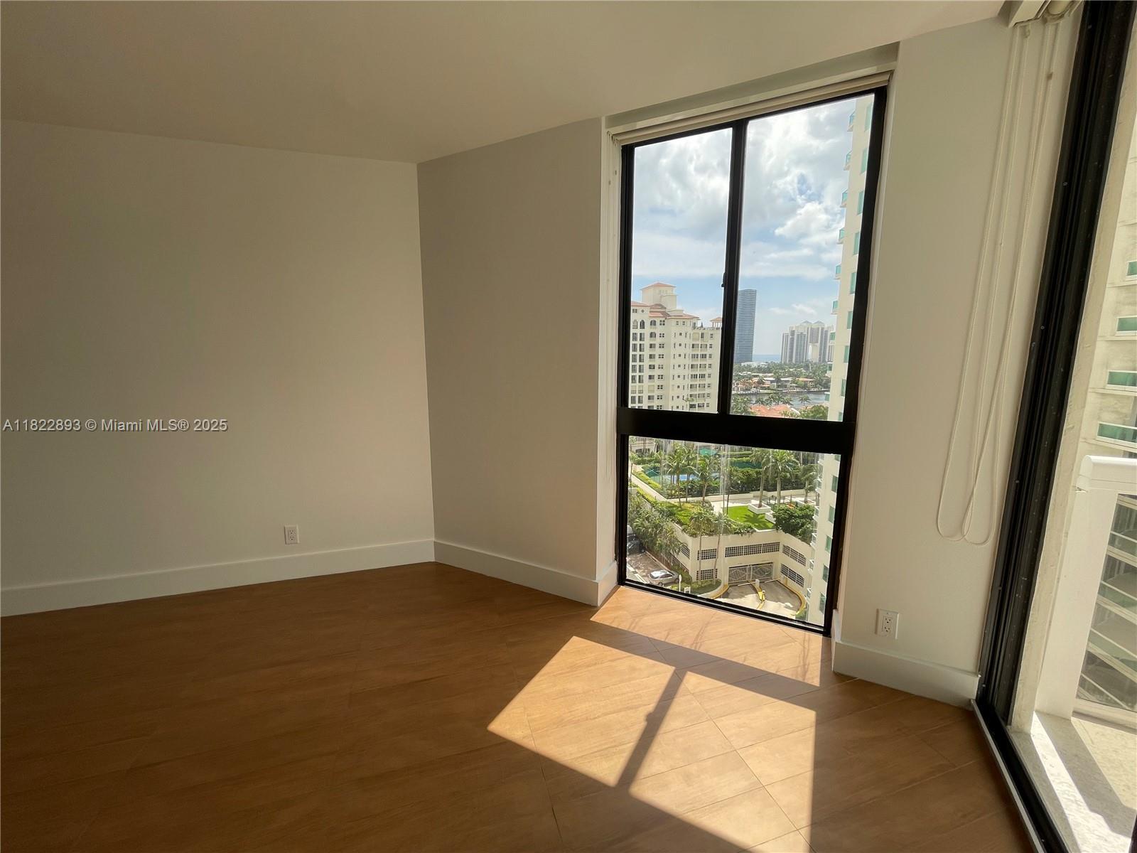 THE LANDMARK CONDO - Residential Lease