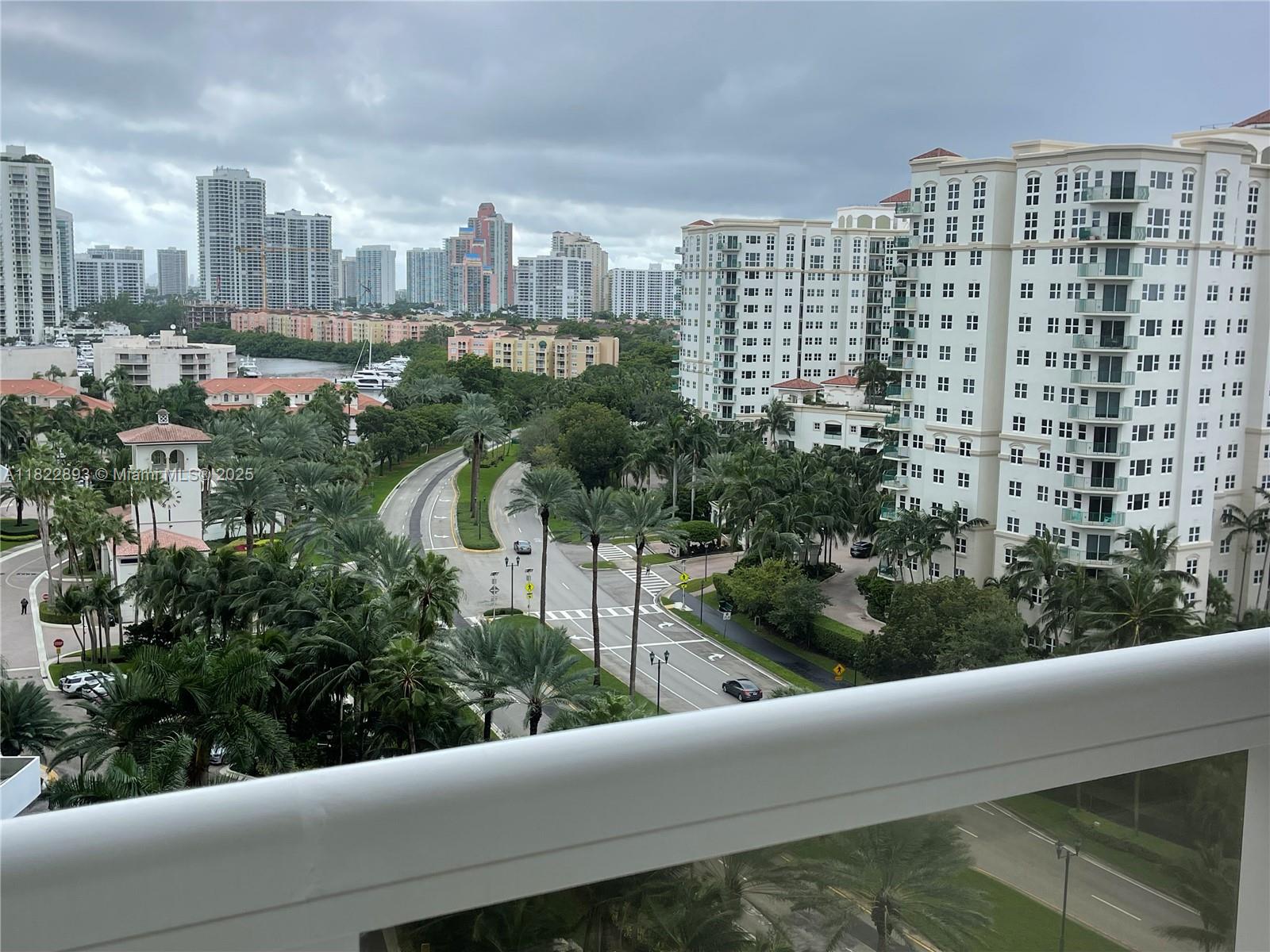 THE LANDMARK CONDO - Residential Lease
