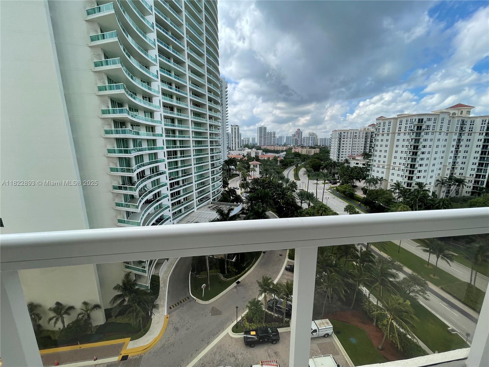 THE LANDMARK CONDO - Residential Lease