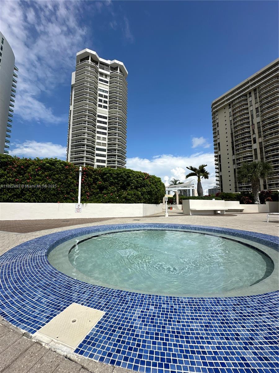 THE LANDMARK CONDO - Residential Lease
