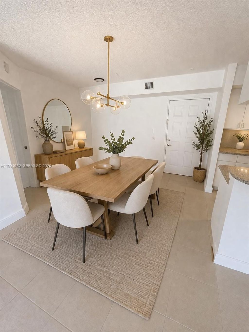 Photo of Hollywood, FL 33021 (MLS # A11994082)