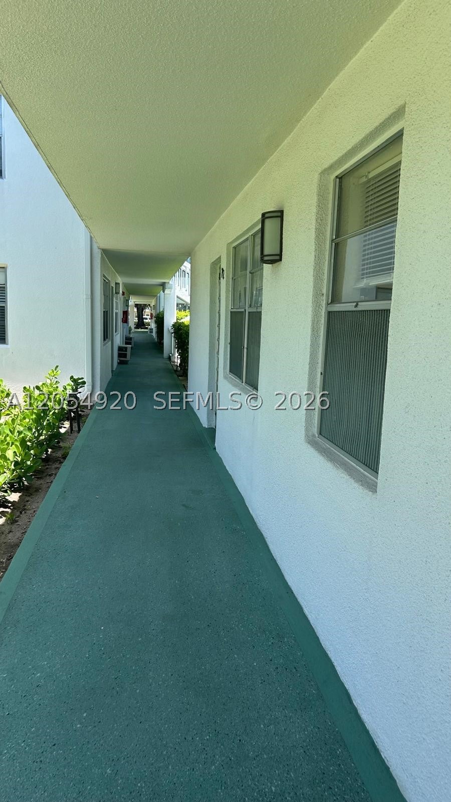 291 Farnham M, Deerfield Beach FL 33442