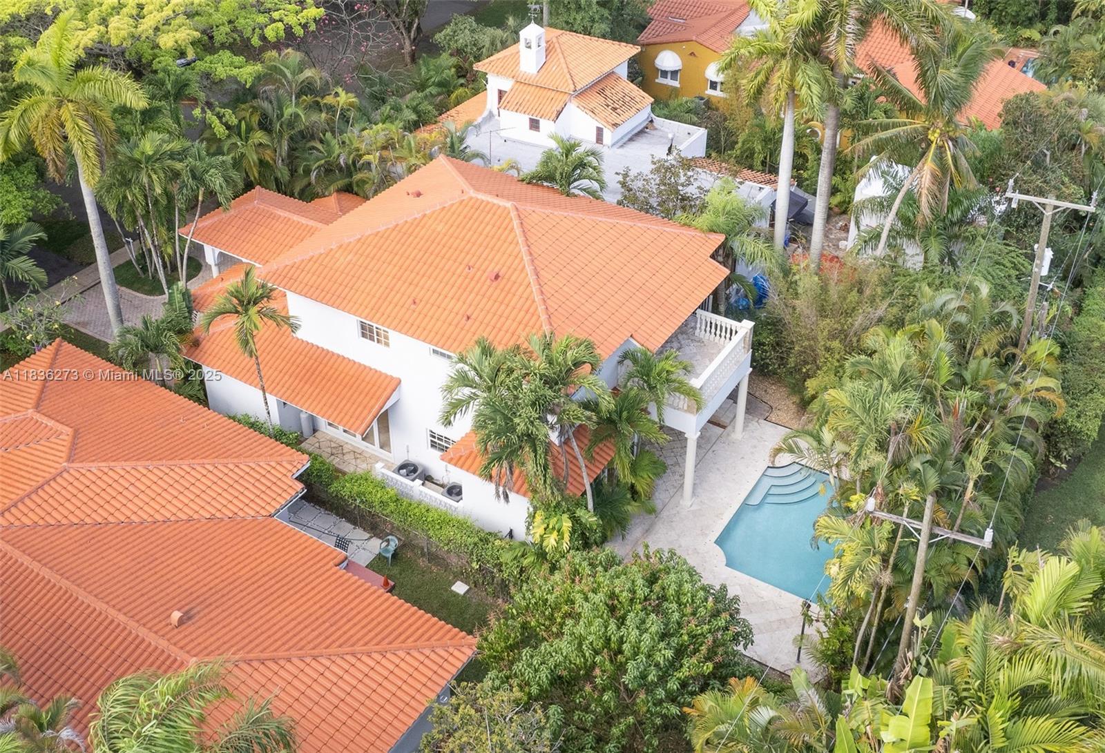 1135 Asturia Ave