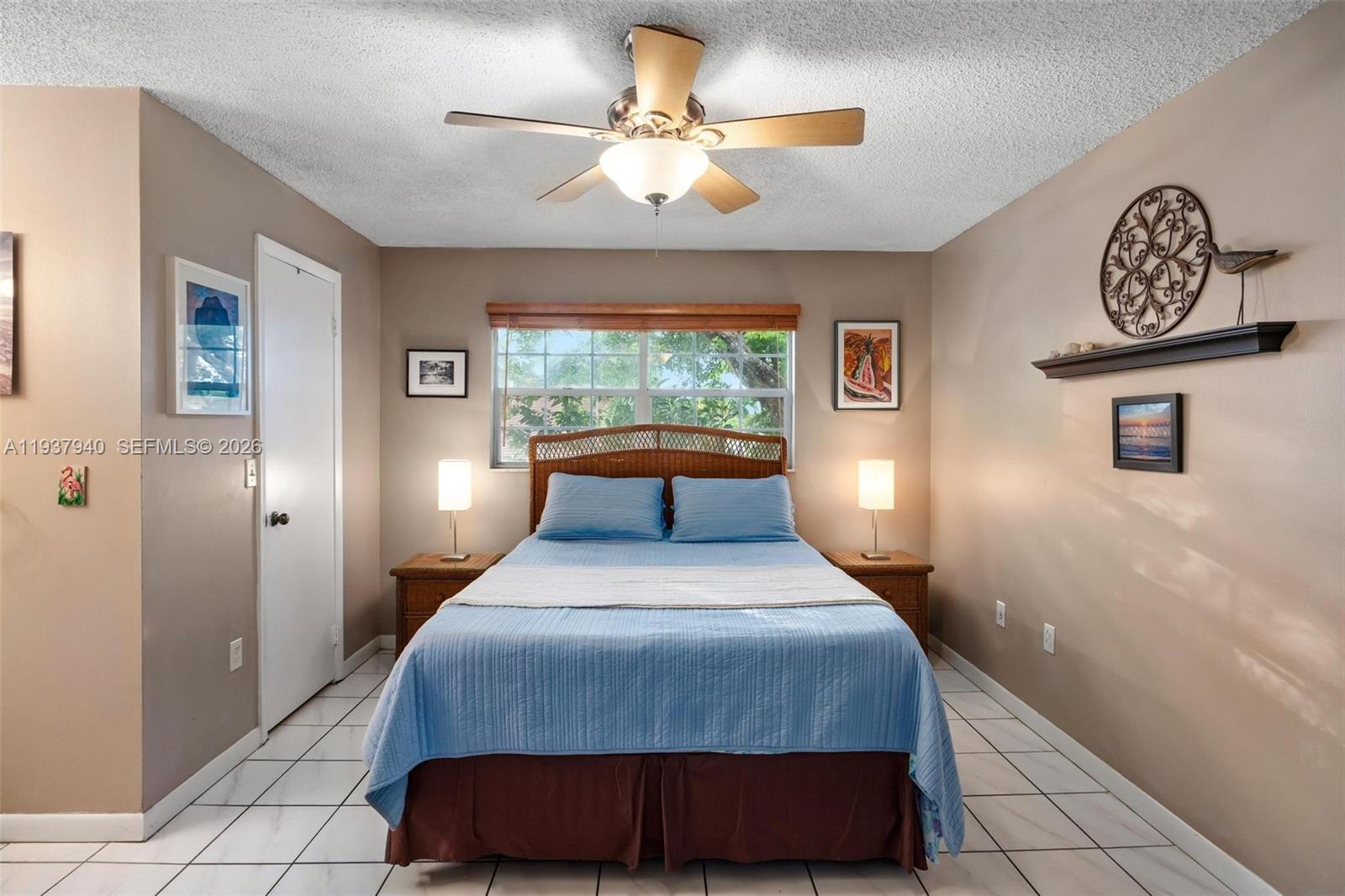 CHATEAU DE VILLE CONDO - Residential