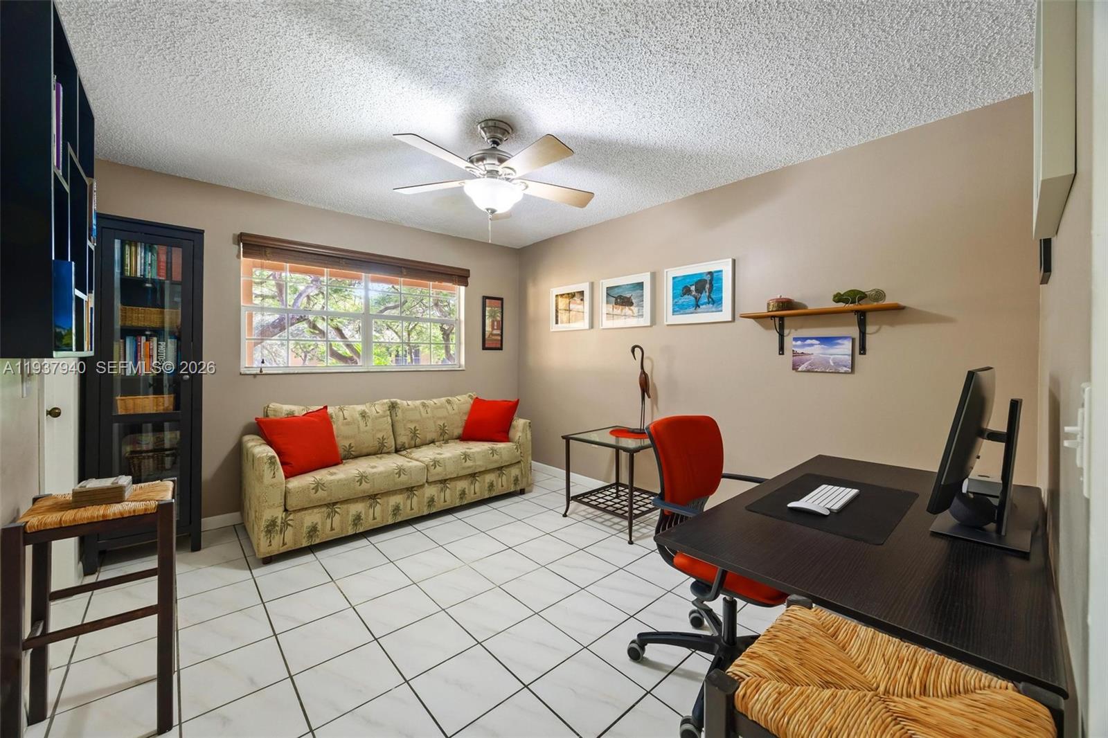 CHATEAU DE VILLE CONDO - Residential