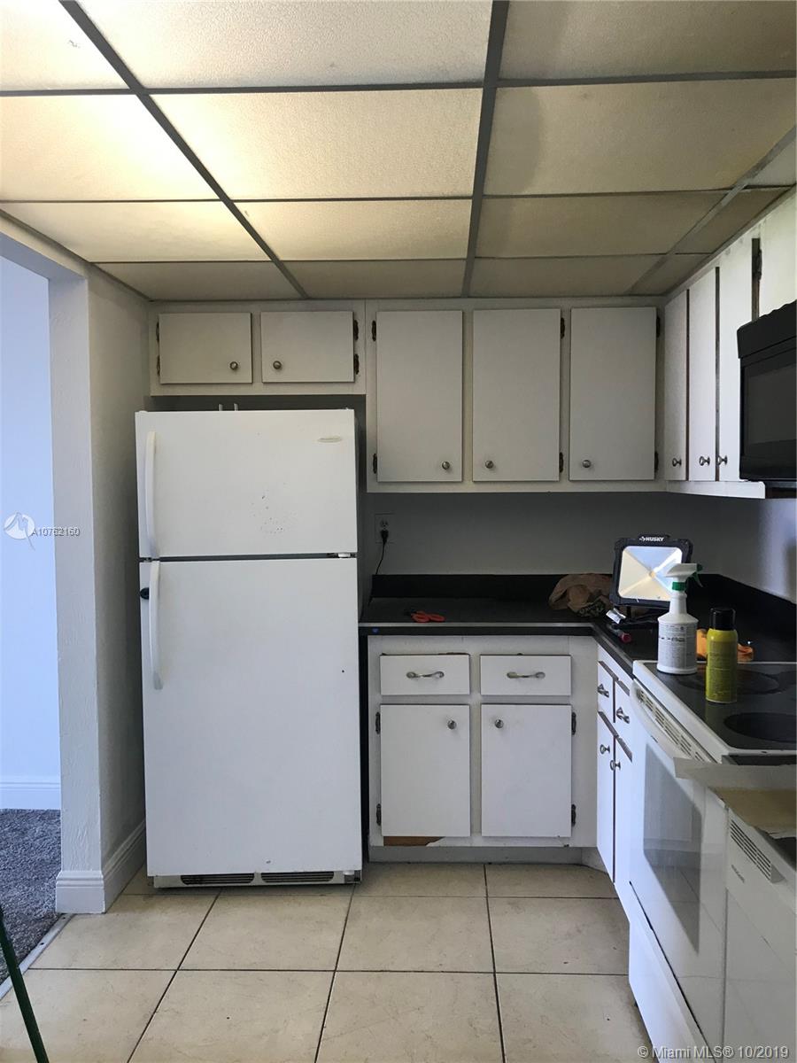 BAYVIEW PALMS CONDO - Residential