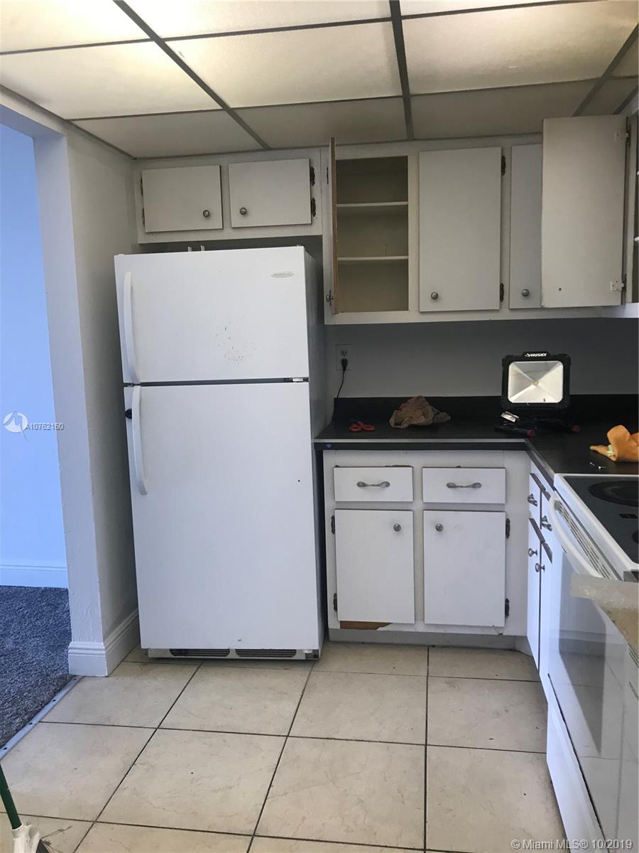 BAYVIEW PALMS CONDO - Residential