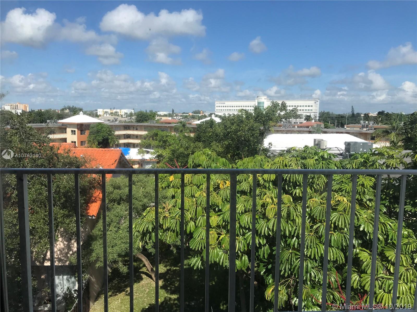 BAYVIEW PALMS CONDO - Residential