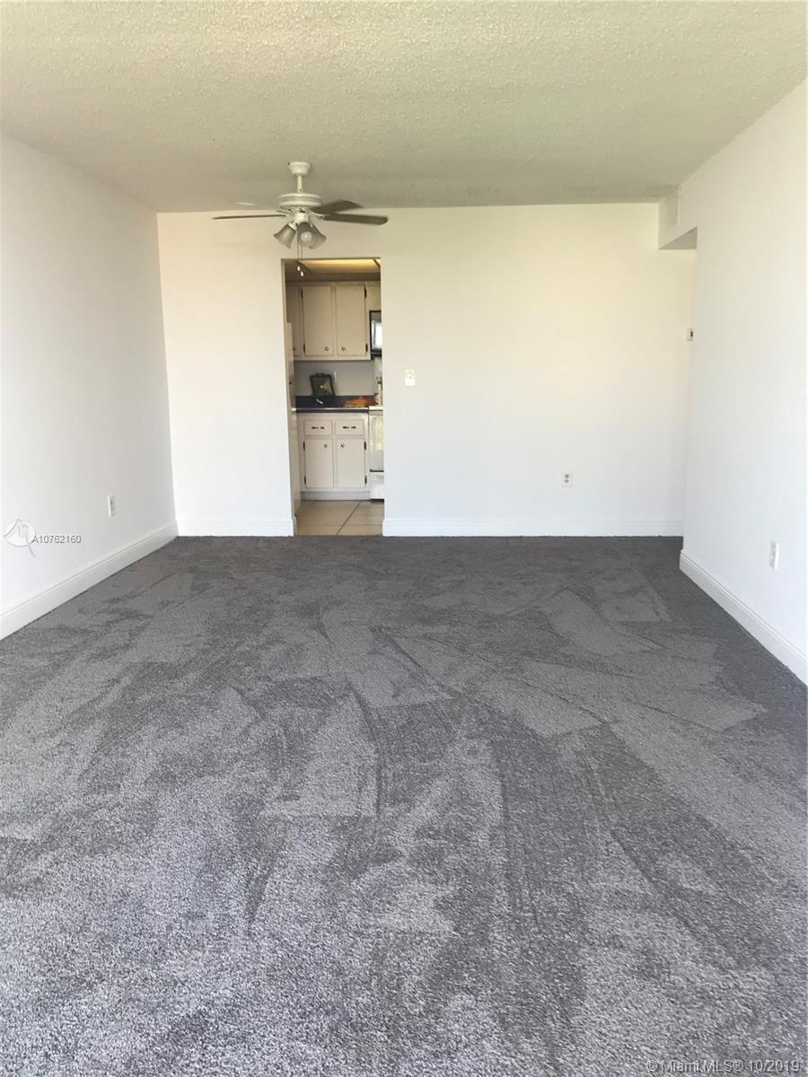 BAYVIEW PALMS CONDO - Residential