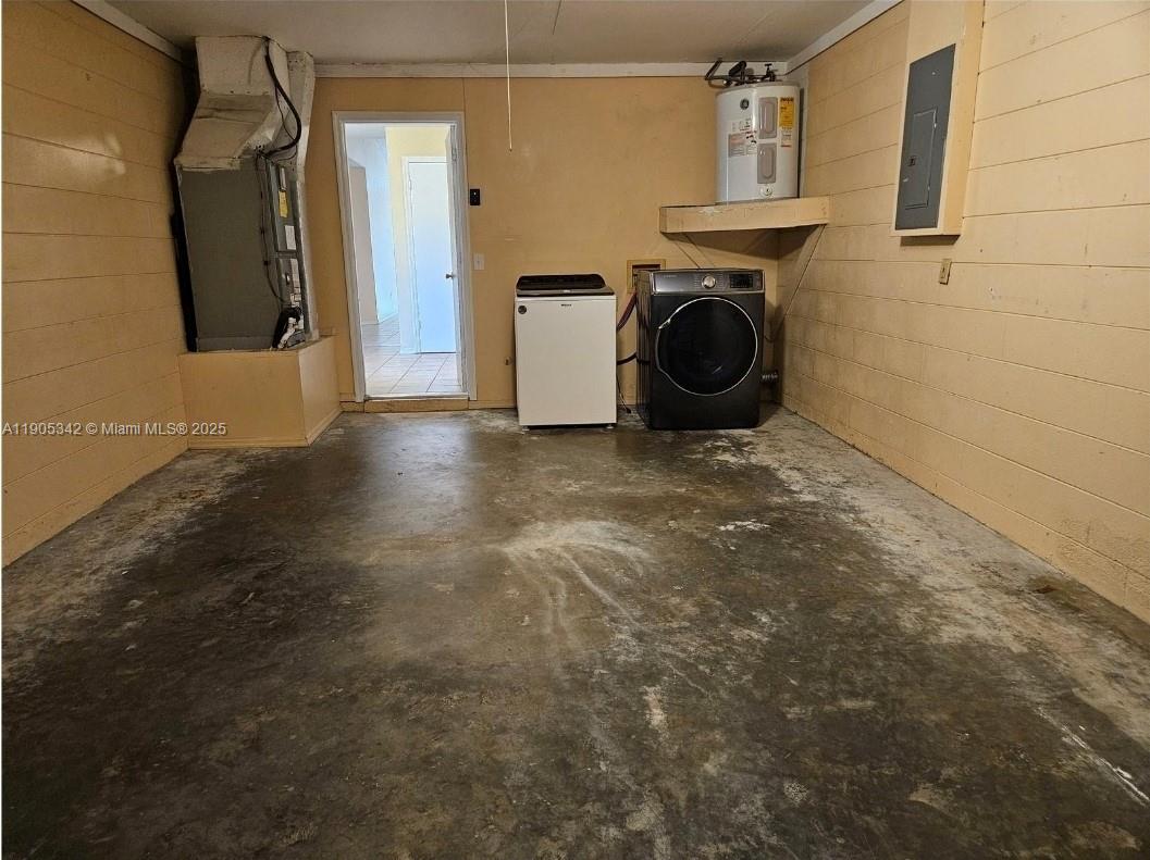 BUENAVENTURA LAKES NORTH - Residential Lease