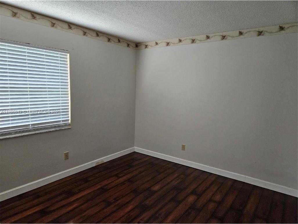 BUENAVENTURA LAKES NORTH - Residential Lease