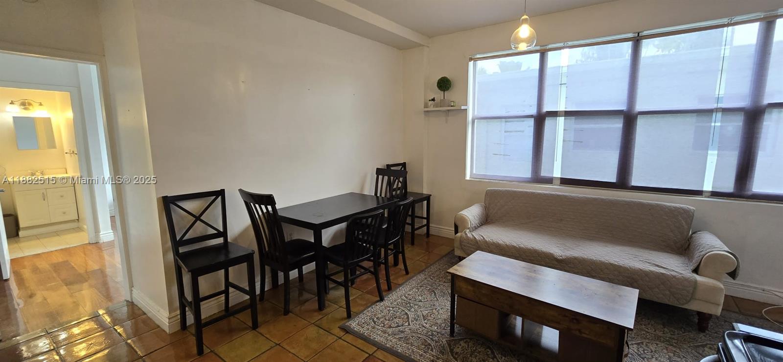 1342 Drexel Ave 204