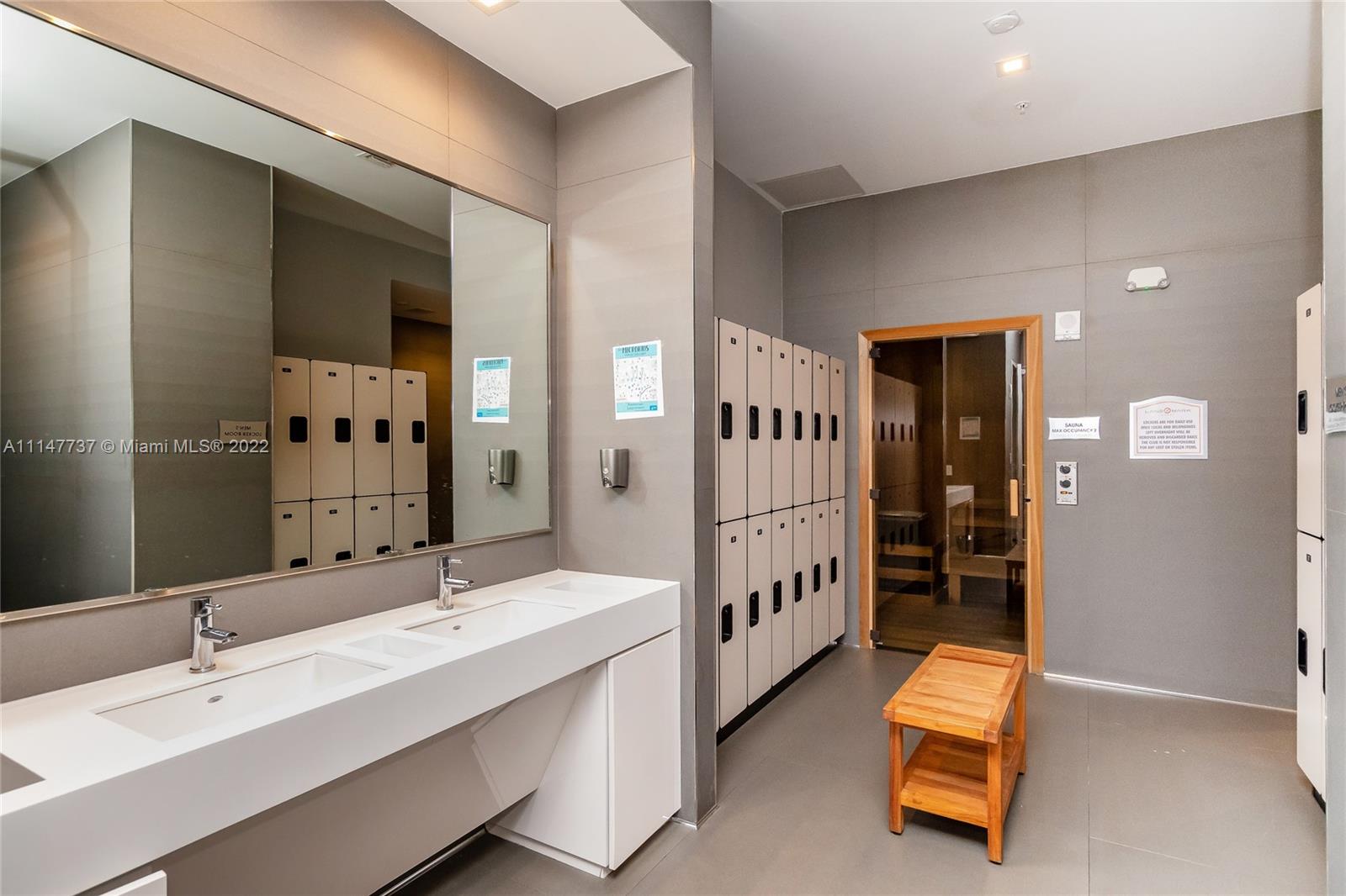 LANDMARK AT DORAL - Residential