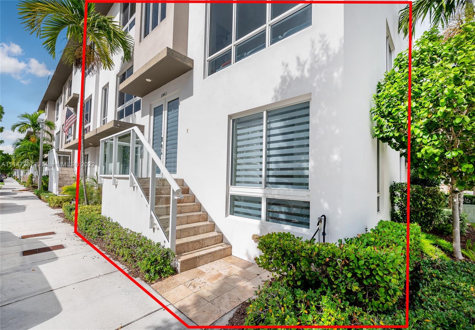 LANDMARK AT DORAL - Residential