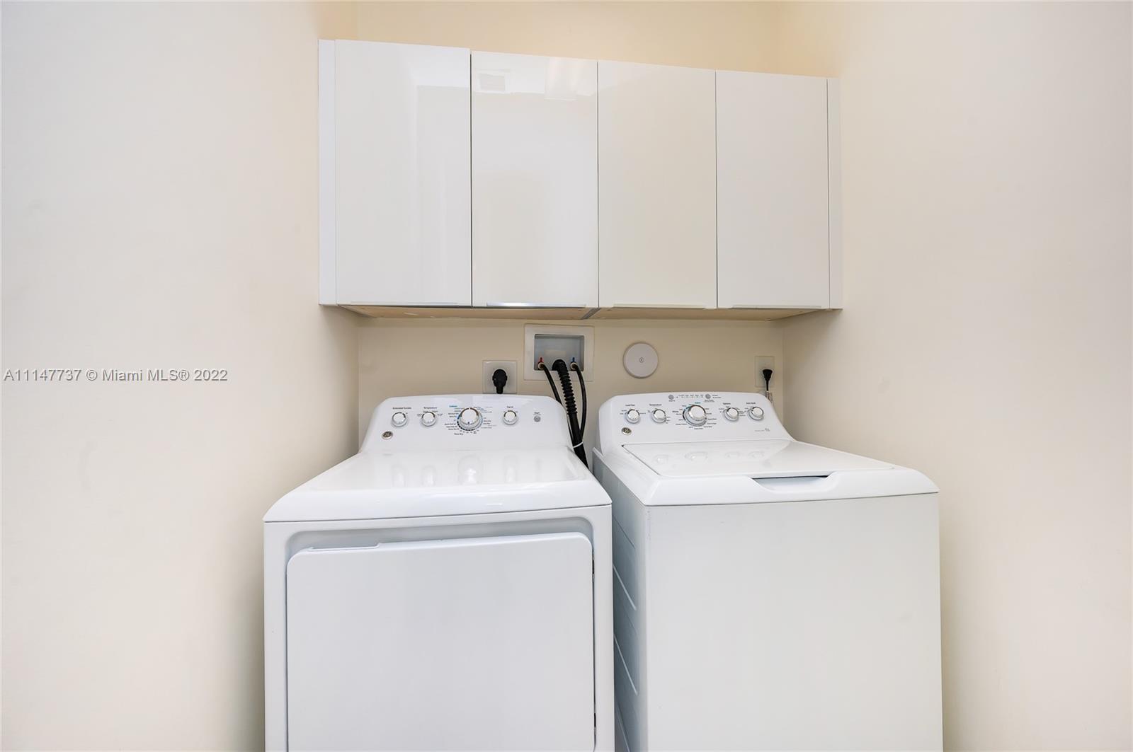 LANDMARK AT DORAL - Residential