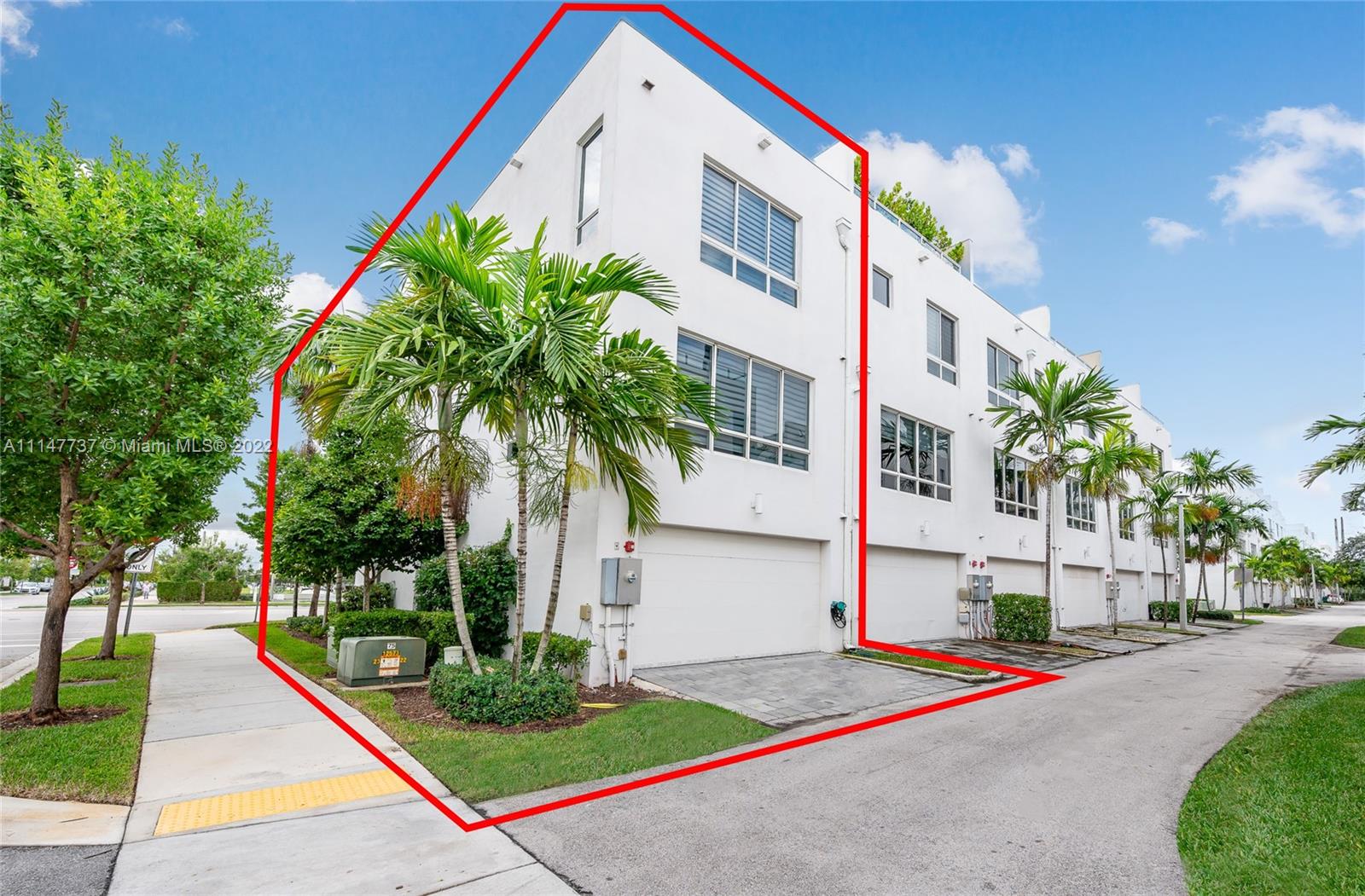 LANDMARK AT DORAL - Residential