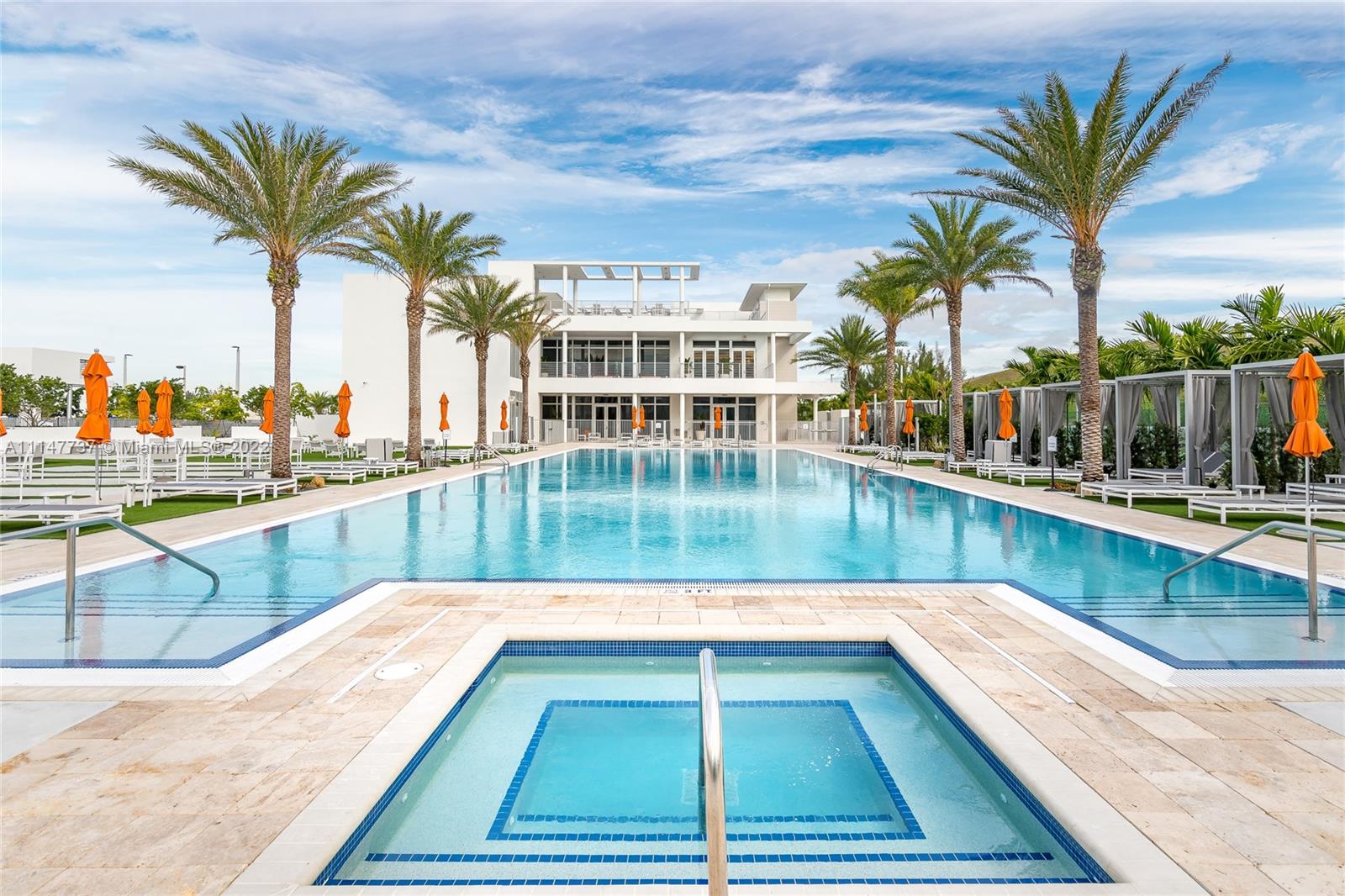 LANDMARK AT DORAL - Residential
