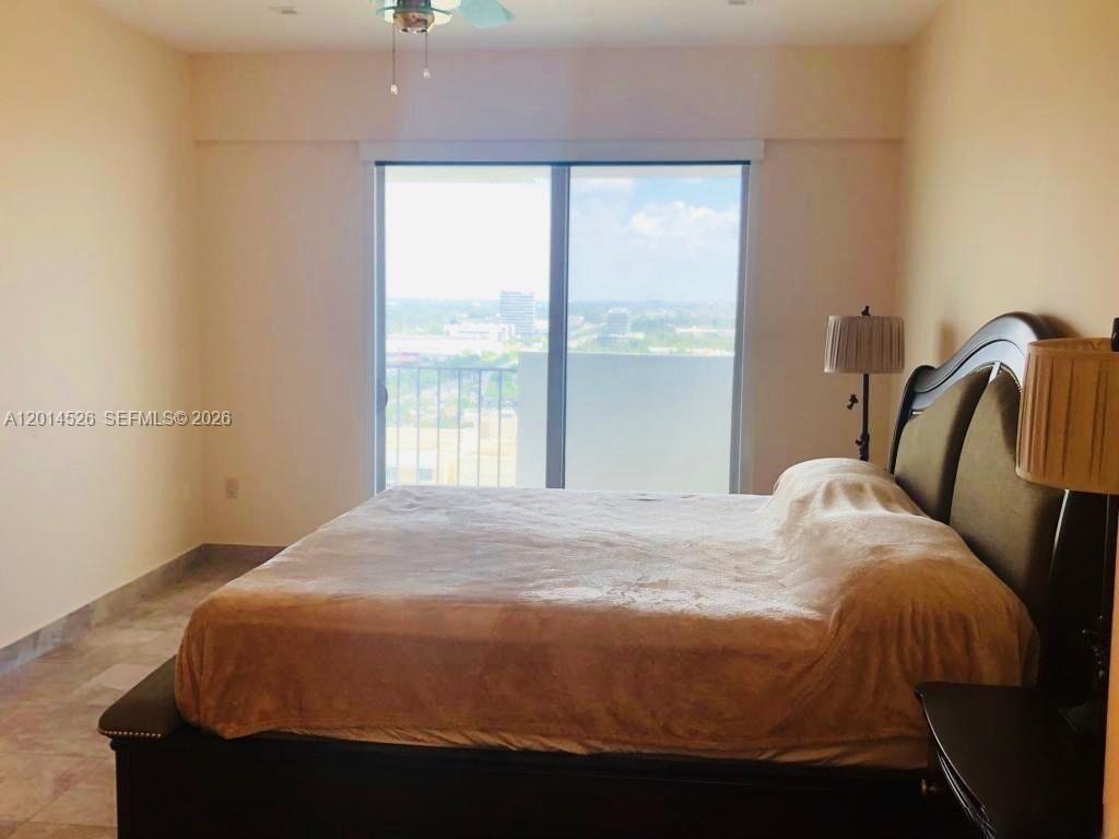 COMMODORE PLAZA CONDO - Residential