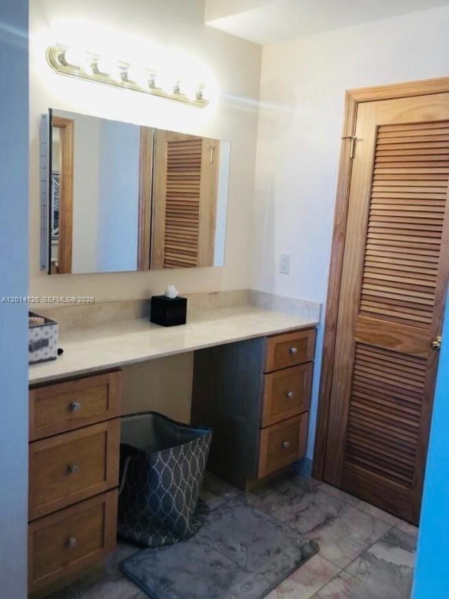 COMMODORE PLAZA CONDO - Residential