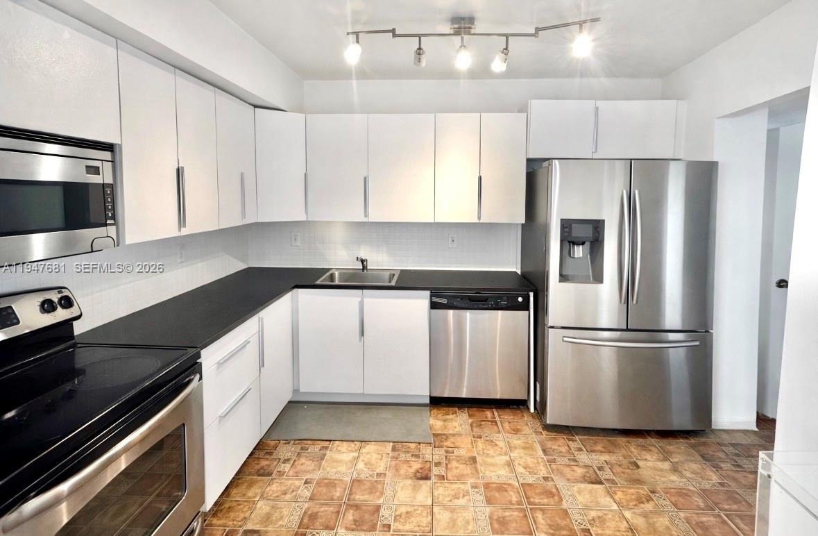 DESOTO PARK CONDO - Residential