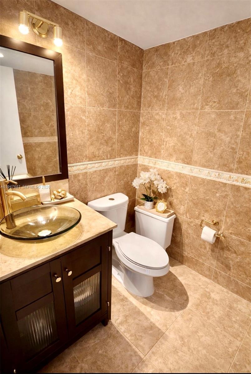 DESOTO PARK CONDO - Residential