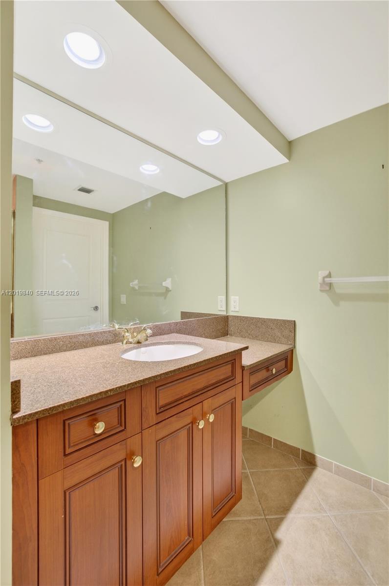 WATERGARDEN CONDO - Residential