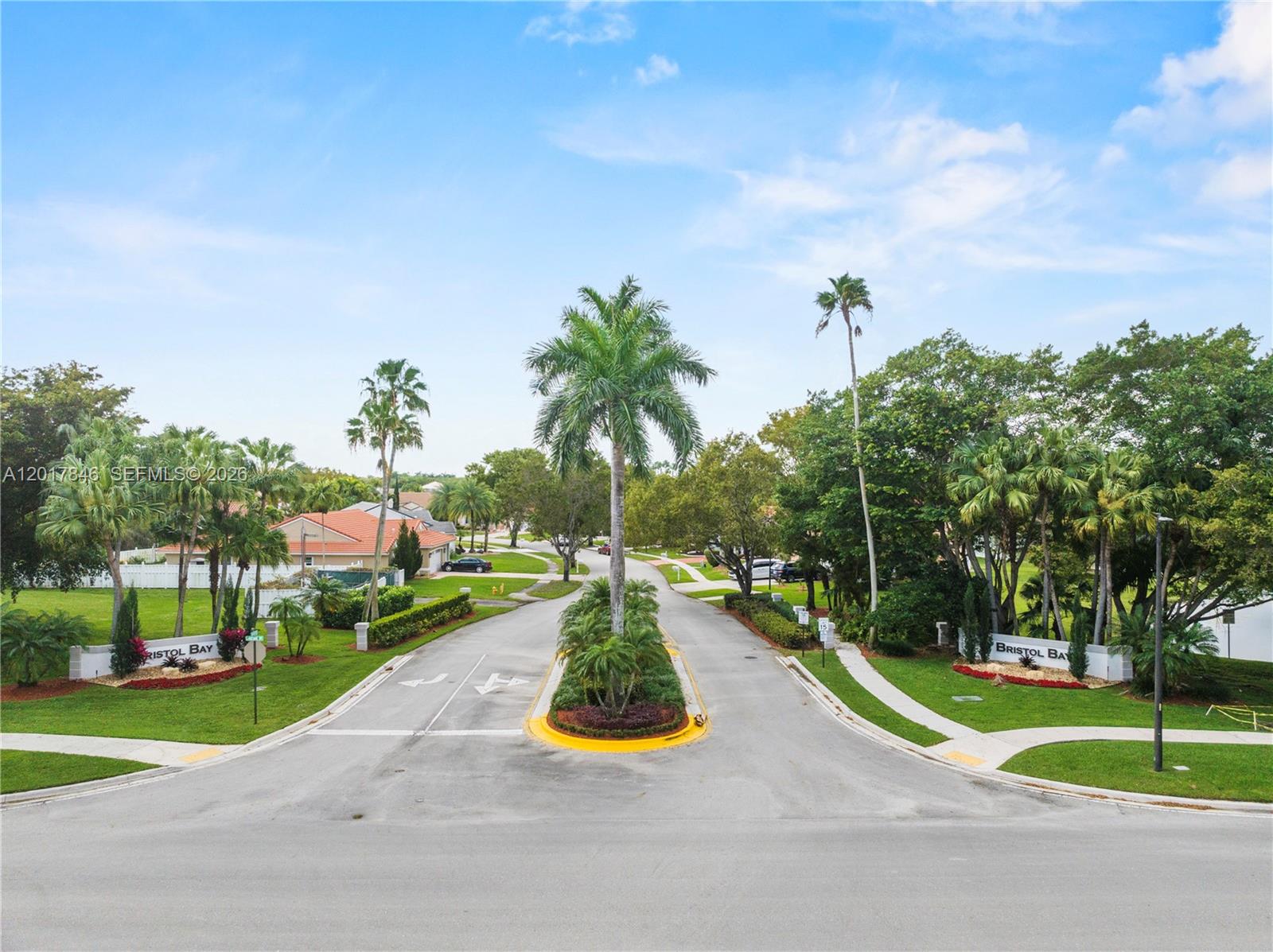 REPLAT OF COUNTRY LAKES - Residential
