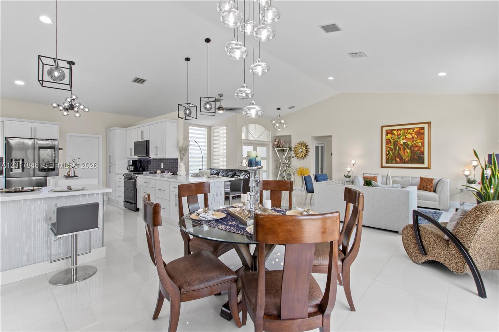 REPLAT OF COUNTRY LAKES - Residential