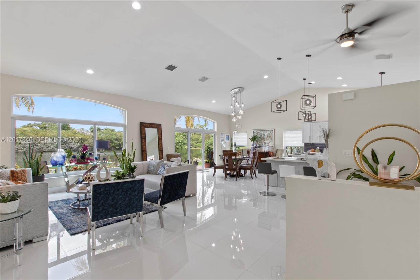 REPLAT OF COUNTRY LAKES - Residential
