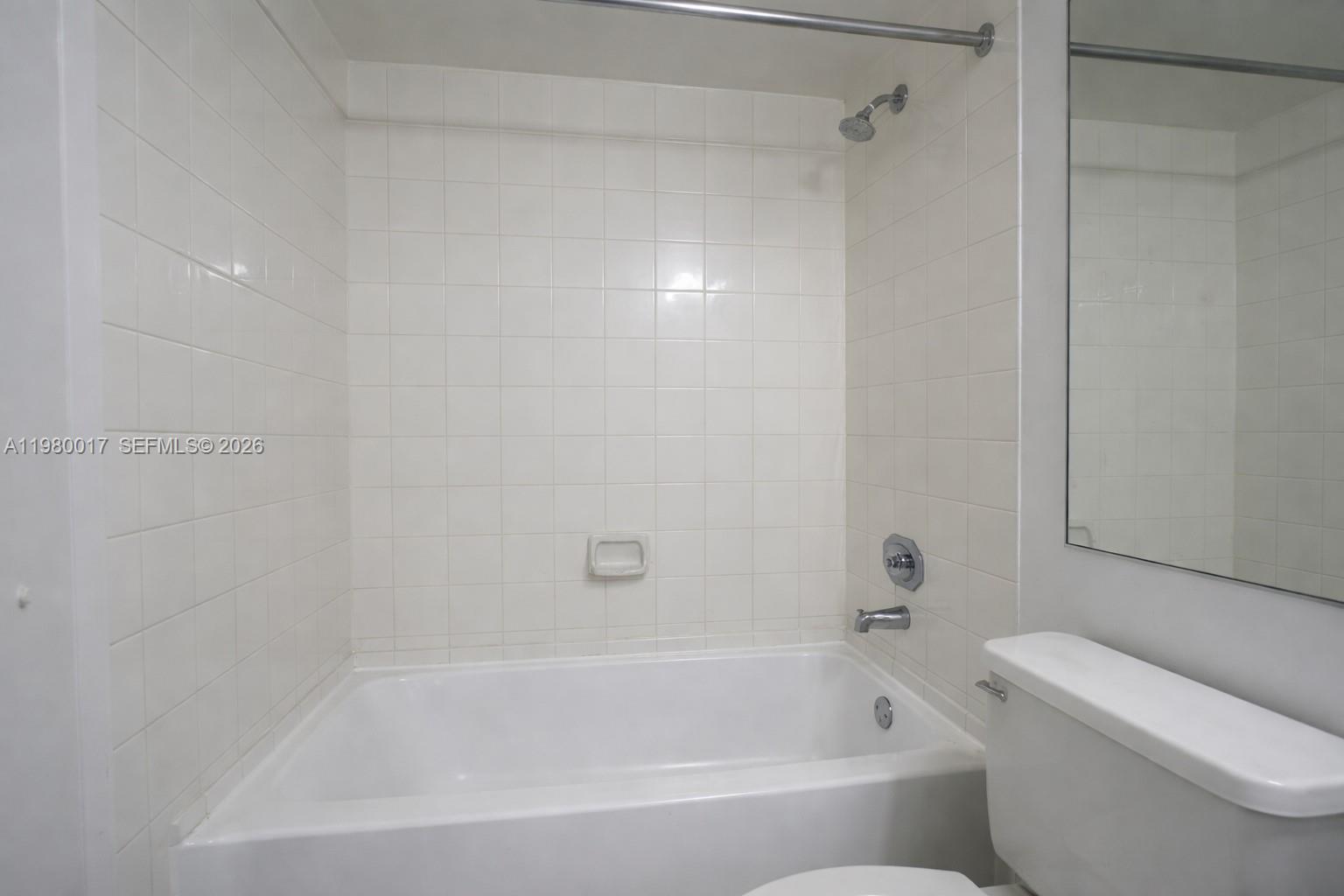 THE GRANDVIEW PALACE COND - Residential Lease